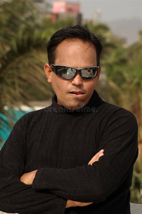 sunglasses for asian male